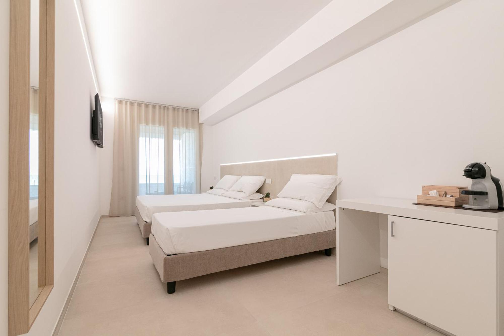 King'S Rooms Termoli Bagian luar foto